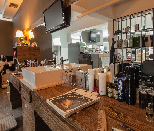 MICHAEL G professional salon experience in Rhodes, Greece